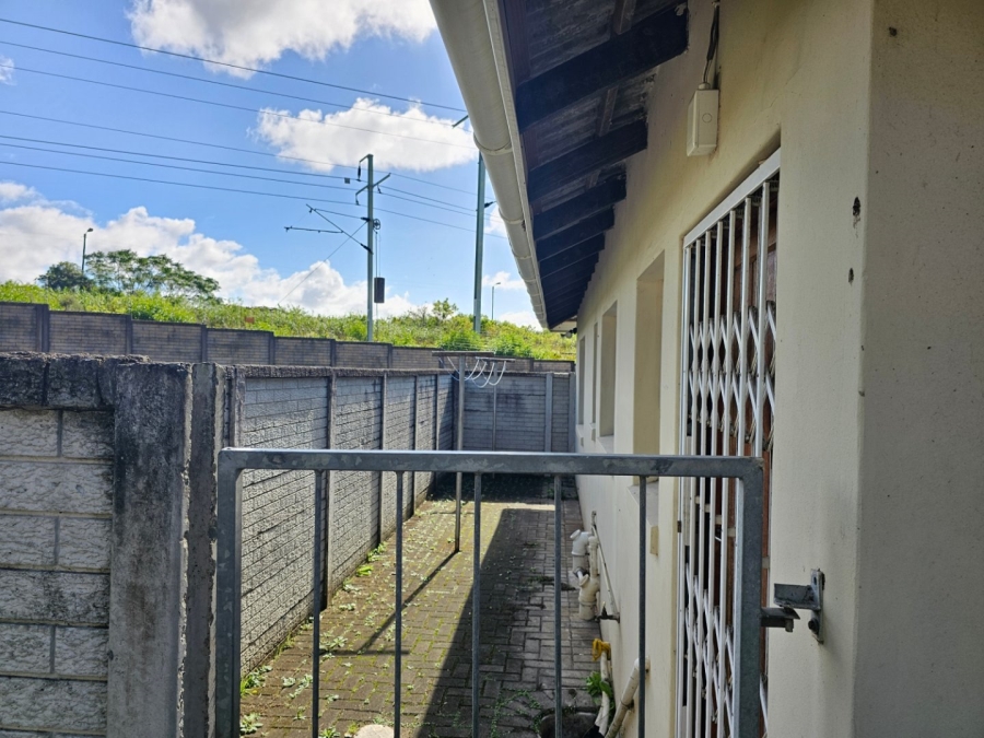3 Bedroom Property for Sale in Cambridge West Eastern Cape